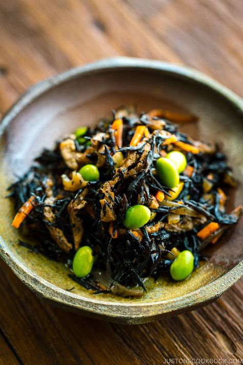 A classic Japanese side dish, Hijiki Seaweed Salad features a type of wild seaweed that is highly nutritious. It is simmered together with a myriad of vegetables in a savory dashi broth. The result is so full of flavor and perfect for meal prep. #hijikiseaweedsalad #seaweedsalad #japanesesalad | Easy Japanese Recipe at JustOneCookbook.com Hijiki Salad, Hijiki Seaweed, Japanese Side Dish, Winter Salads, Deep Fried Tofu, Dashi Broth, Just One Cookbook, Pumpkin Recipes Healthy, Savory Pumpkin Recipes