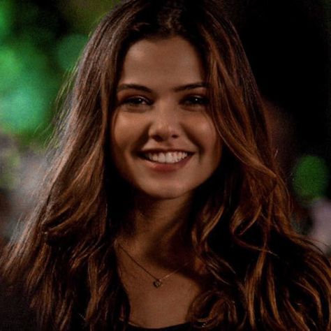 Danielle Campbell The Originals, King Shark, Davina Claire, Danielle Campbell, Fastest Man, Vampire Diaries Cast, Caroline Forbes, Girl Guides, The Flash