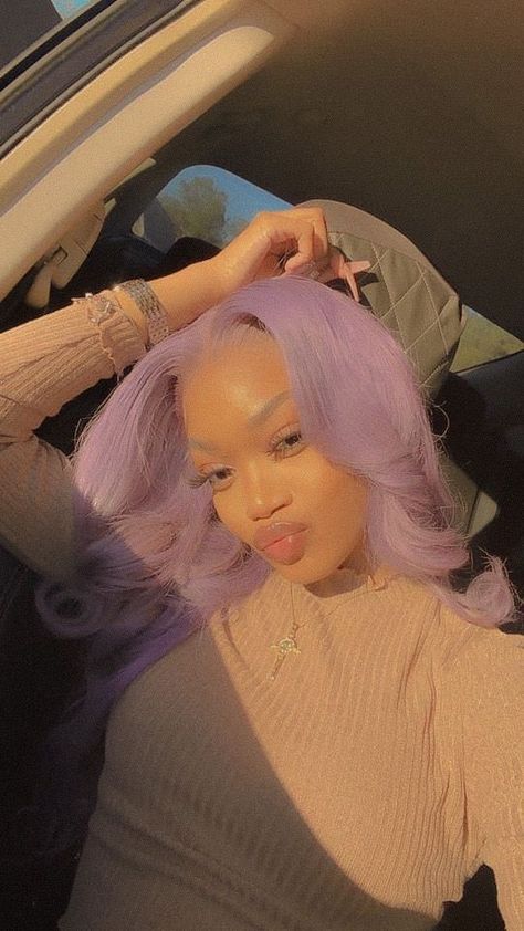 Lilac Hair Black Women, Sunlit Aesthetic, Crazy Wigs, Lavender Purple Hair, Light Purple Hair, Cute Hair Colors, Lilac Hair, Dyed Hair Inspiration, Hair Color Pastel