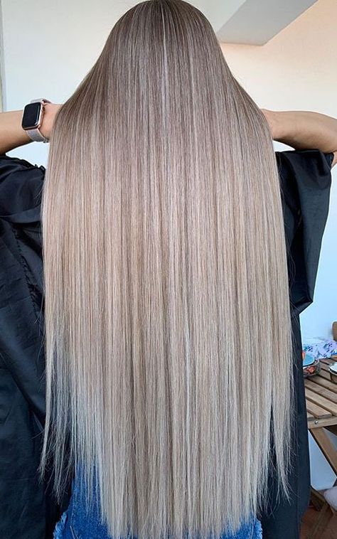 Ways To Improve Your Appearance, New Hair Color Ideas, Tone Highlights, Beige Blonde Balayage, Warm Balayage, Subtle Blonde Highlights, Blonde Ends, Improve Your Appearance, Autumn Hair