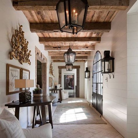 This is how you do farm house! Custom wrought iron lanterns made to order. Casa Country, Tuscan Decorating, 아파트 인테리어, Hus Inspiration, Farmhouse Interior, Decor Minimalist, Ranch House, Design Case, House Inspo