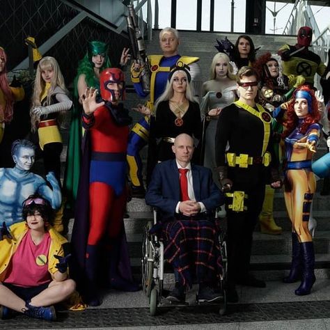 X Men Group Costumes, Xmen Costume, Xmen Cosplay, Group Cosplay, Marvel Cosplay, Group Costumes, Halloween Inspo, Xmen, Super Heroes