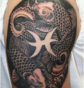 Sunsign tattoos are in vogue today & Pisces being the last zodiac sign is also expressed through tattoo art. Here are pisces tattoo designs enlisted for you Zodiac Tattoos Pisces, Zodia Pești, Pisces Constellation Tattoo, Pisces Tattoo Designs, Pisces Tattoo, Polynesian Tattoo Designs, Pisces Tattoos, Polynesian Art, Tattoo Trend