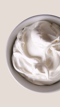 Homemade Heavy Cream, Homemade Cool Whip, Heavy Cream Substitute, Half And Half Cream, Half And Half Recipes, Sweet Whipped Cream, Recipes With Whipping Cream, Making Whipped Cream, Whipped Frosting