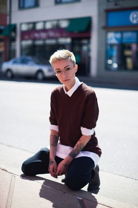 Mode Queer, Androgynous Fashion Women, Andro Fashion, Androgynous Aesthetic, Style Androgyne, Androgynous Women, Masculine Outfits, Estilo Tomboy, Androgynous Outfits