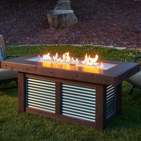 Outdoor propane fire pit