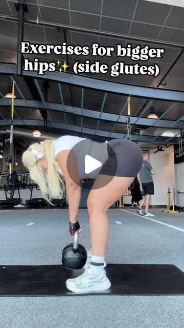 Alexis Alizè 💖 on Instagram: "Made this video 2 months ago and it’s been in the drafts ever since. 🥹 but here it is! Even if you have hip dips, doing these exercises will round out your hips and give you more of that hourglass figure that you may be looking for✨ . . . . . #Fitnessmotivation  #gluteworkout #fitgirls #gymgirl #homeworkouts #workoutforwomen #legday #cardioworkout #weightloss #glutegains #backworkouts #backday" At Home Hip Dip Workout, Hip Deep Exercise, Hip Abduction At Home, Dip Hips Workouts, Exercises For Hip Dips, Hip Dips Before And After, Hips Dips Before And After, Workout Hip Dips, Hip Dip Exercises