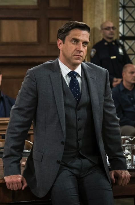 Frederick Chilton, Sonny Carisi, Raúl Esparza, Law And Order: Special Victims Unit, Special Victims Unit, Law And Order Svu, Mariska Hargitay, Law And Order, Falling Down