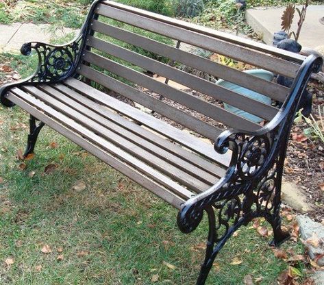 If you have a garden bench or other outdoor furniture that is in need of a new look, you can make the repairs yourself and save money. This article explores the best methods for restoring a cast iron or wooden bench. Cast Iron Garden Furniture, Cast Iron Garden Bench, Wrought Iron Bench, Diy Yard Decor, Cast Iron Bench, Wood Bench Outdoor, Old Benches, Outdoor Garden Bench, Wrought Iron Chairs