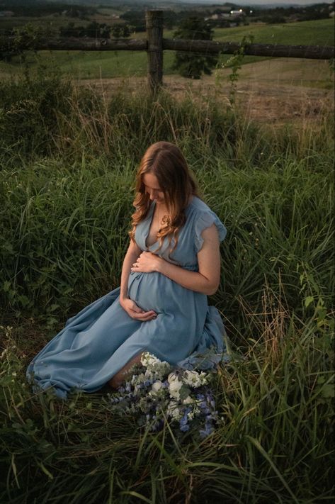 #maternity #photoshoot #photography Maternity Photography Ethereal, Fantasy Maternity Shoot, Plus Size Maternity Photography, Maternity Pics, Utah Photography, Maternity Photoshoot, Make Photo, Maternity Shoot, Photoshoot Photography