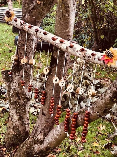 Autumn Eyfs Activities, Maluchy Montessori, Forest School Activities, Eyfs Activities, Outdoor Play Areas, Nature School, Sensory Garden, Natural Playground, Outdoor Crafts