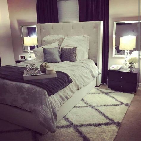 Mirror In Front Of Bed, Bed In Front Of Window, Cozy Bedroom Design, Newly Wed, Window Mirror, Room Decor Ideas, Dream Rooms, Beautiful Bedrooms, Home N Decor