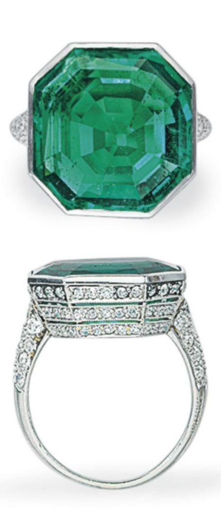 CARTIER - AN ART DECO EMERALD AND DIAMOND RING. Bezel-set with an octagonal-shaped emerald, to the single and old-cut diamond three-row gallery and shoulders, mounted in platinum, signed Cartier. #Cartier #ArtDeco #ring Art Deco Emerald, Emerald And Diamond Ring, Emerald Earrings, Bling Rings, Emerald Jewelry, Vintage Jewels, Art Deco Ring, Van Cleef, Art Deco Jewelry