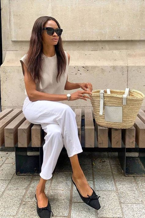 French Inspired Outfits, Ballet Flats Outfit, Flats Outfit, Summer Capsule Wardrobe, Summer Fashion Trends, Casual Summer Outfits, Look Chic, Everyday Outfits, Capsule Wardrobe