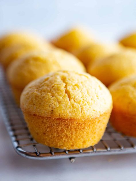 Gluten-Free Corn Muffins - Gluten-Free Baking Gluten Free Corn Muffins, Sweet Cornbread Muffins, Honey Cornbread Muffins, Cornbread Muffins Recipe, Buttermilk Muffins, Cornmeal Muffins, Delicious Cornbread, Honey Cornbread, Gluten Free Cornbread