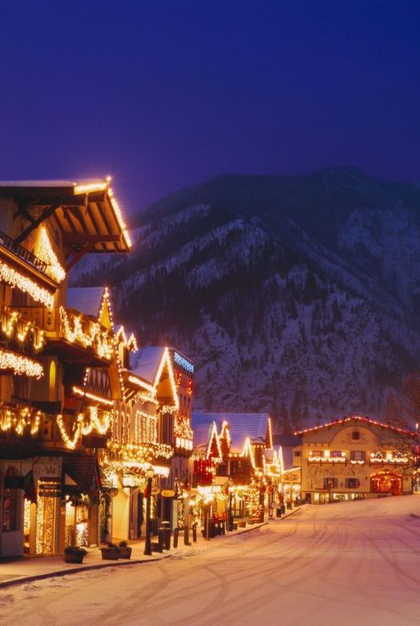 A new study from Next Vacay reveals the most festive Christmas towns in the United States that make for a picture-perfect holiday vacation for the whole family. Add these Christmas and holiday must-see towns to your American road trip this winter! #holiday #holidayideas #travelitinerary #travelideas #winterroadtrips #marthastewart Leavenworth Christmas, Washington Christmas, Lighting Festival, Leavenworth Washington, Christmas Festival, Christmas Lighting, Christmas Town, Winter Getaway, Christmas Wonderland