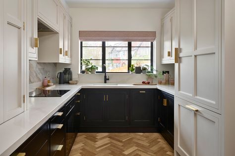 Pretty and practical U-shaped kitchen layout ideas Kitchen Renovation U Shape, Kitchen Inspo U Shape, U Shaped Kitchen Dimensions, U Shaped Kitchen With Wall Oven, Small Kitchen Remodel U-shape Layout, U Shaped Kitchen Interior, G Shaped Kitchen, Monochrome Kitchen, Kitchen Shapes