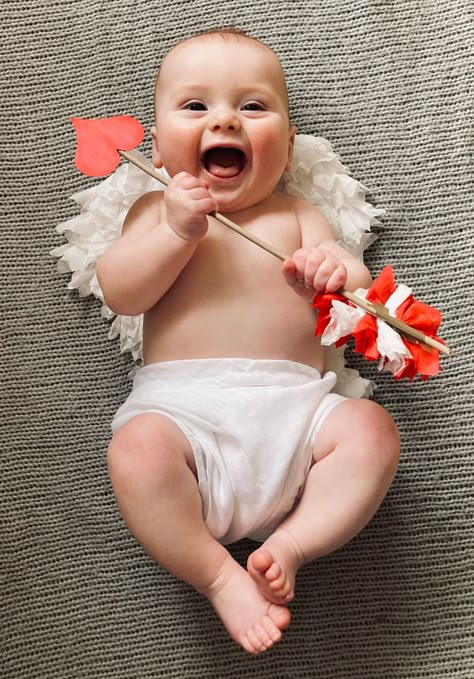 Baby Cupid Photoshoot Valentines Day, Valentine Photo Ideas Baby, Cupid Valentine Photoshoot, Valentine’s Day Baby Photoshoot Boy, Diy Valentine’s Day Photo Shoot Baby, Baby February Photo Ideas, Valentines Photo Baby, Holiday Baby Photoshoot, February Baby Photoshoot Ideas