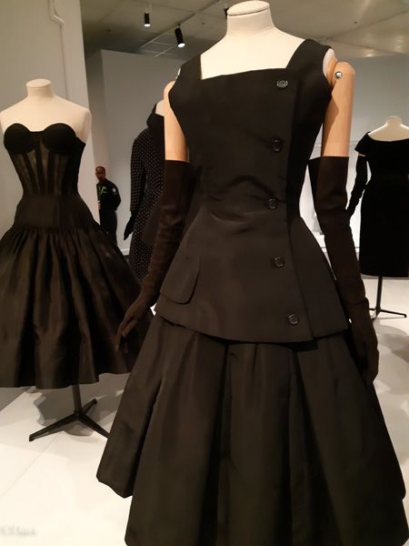 Dior Dress Elegant, Dior Vintage Dress, Dior Black Dress, Vintage Dior Dress, Dior Couture Dresses, Mall Dress, Christian Dior Gowns, Christian Dior Dress, Dior Dresses