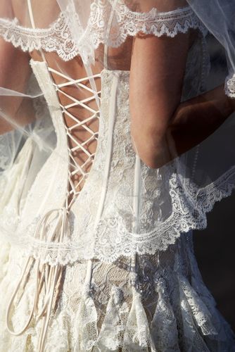 The Right Ways to Incorporate Lace into Your Wedding Dress <3js Pearl And Lace, Romantic Lace, Linens And Lace, Lace Corset, Mode Vintage, Just Girly Things, Girly Girl, Vintage Lace, Sheer Lace