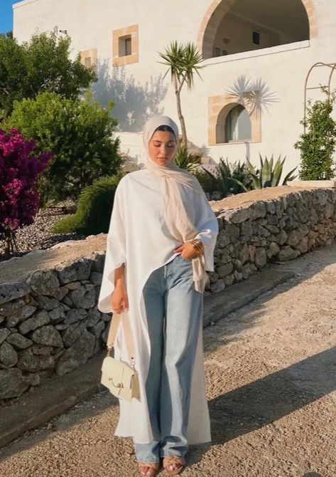 Hijabi Style Summer, Hijabi Holiday Outfits, Muslim Summer Outfits, Modest Summer Outfits Muslim, Summer Outfits Muslim, Abaya Summer, Mode Abayas, Modest Outfits Muslim, Outfits Muslim