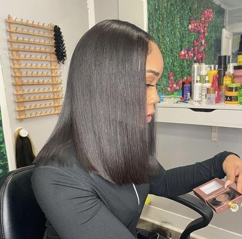 Black Dress And Jewelry, Shoulder Length Hair Bob, Leave Out Bob, Middle Part Silk Press Natural Hair, Long Bob Black Women, Sew In Bob, Straight Natural Hair, Natural Hair Bob, Pressed Natural Hair