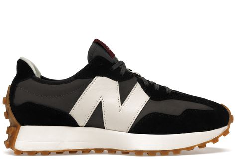 New Balance 327 Moonbeam Sneakers in White/Black Fall Sneakers 2024 Women, New Balance 327 Black Women Outfit, New Balance 327 Moonbeam, New Balance 327 Black, New Balance Style, New Balance Outfit, New Balance 327, New Balance Black, New Balance Sneakers