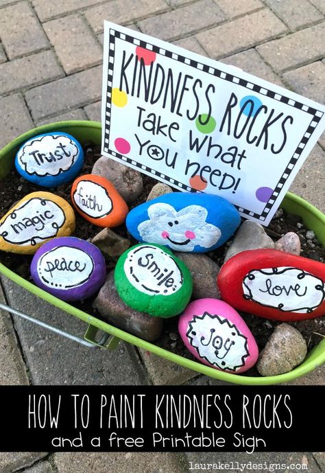 I am excited to share two ways to make darling kindness rocks. The first way is a little bit more difficult than than the second because it involves more detail with the paintbrush. However, it is prettttttty easy peasy and I believe in you! You can do it. The black and white rocks are one of my favorite rock creations ever, you could totally use these as a kids craft in the classroom, at a party, or at camp. Half the fun is in distributing them around your community and spreading kindness. White Rocks, Posca Marker, Painted Rocks Kids, Painted Rocks Craft, Painted Rocks Diy, Rock Painting Ideas Easy, Rock Painting Patterns, Kindness Rocks, Paint Rock