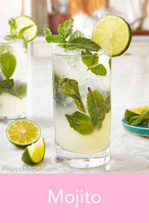 Made with fresh mint, simple syrup, rum, and lime, this classic Mojito recipe is the perfect refreshing summer cocktail. This foolproof recipe is an iconic Cuban cocktail that is the perfect balance of sweet, minty, and fizzy. Caipirinha Recipe, Best Mojito Recipe, Easy Mojito Recipe, Mojito Recipe Classic, Mojito Ingredients, Mojito Drink, Mint Mojito, Make Simple Syrup, Refreshing Summer Cocktails