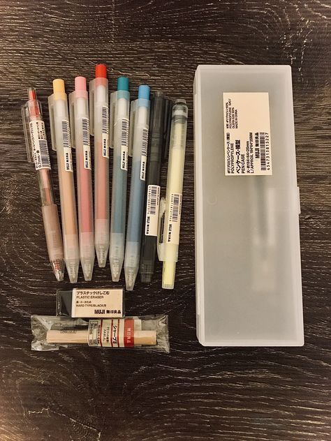 Muji Stationary Pens, Muji Stationery Aesthetic, Muji Pens Aesthetic, Muji Aesthetic Stationary, Muji Highlighter, Muji Pencil Case, Muji Aesthetic, Muji Stationary, Muji Stationery