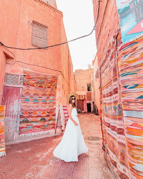 15+ Best Instagram spots in Marrakech Morocco Hotel, Best Places To Take Pictures, Places To Take Pictures, Morocco Aesthetic, Morocco Style, Visit Marrakech, Marrakech Travel, Morocco Tours, Instagram Locations