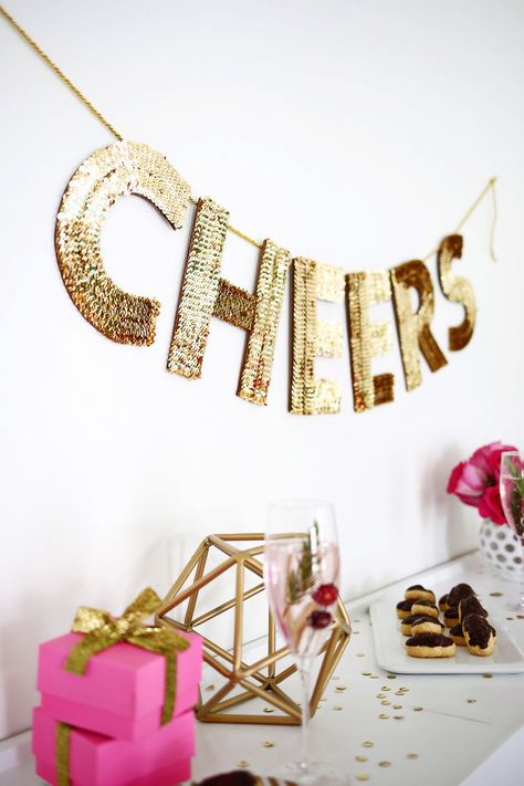 Love this! Sequin letter garland DIY (click through for tutorial) @joannstores Letter Garland, Halloween Fest, Garland Diy, Party Deco, Nye Party, Diy Garland, Beautiful Mess, Eve Parties, New Years Eve Party