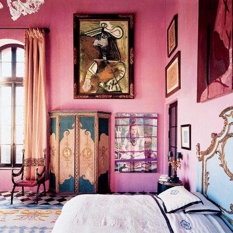 Julian Schnabel's Greenwich Village Bedroom Bohemian Bedroom Inspiration, Julian Schnabel, Interior Boho, Boho Interiors, Bohemian Bedroom, Design Del Prodotto, Pink Interior, Pink Walls, Beautiful Bedrooms