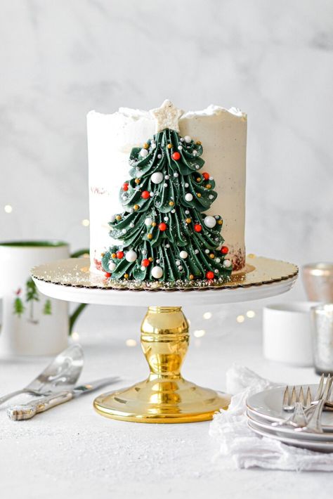 Elegant Christmas Cake, Christmas Themed Cake, Decoration Patisserie, Christmas Cake Designs, Christmas Cake Decorations, Xmas Cake, Tree Cake, Christmas Tree Cake, Tree Cakes