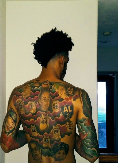 color tattoos back piece Yellow Tattoo Ink, Color Tattoos On Dark Skin, Black People Tattoos, 27 Tattoo, Yellow Tattoo, Dark Skin Tattoo, Skin Color Tattoos, Small Wave Tattoo, Brian Dawkins