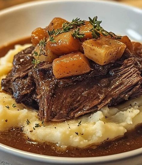 Pot Roast Over Mashed Potatoes, Roast Over Mashed Potatoes, Recipes Pot Roast, Over Mashed Potatoes, Fall Afternoon, Beef Chuck Roast, Food Thermometer, Beef Chuck, Creamy Mashed Potatoes