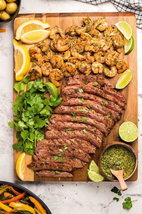 Surf N Turf Recipes, Chimichurri Steak, Steak And Shrimp, Surf And Turf, Easy Seafood, Seafood Appetizers, Flank Steak, How To Cook Shrimp, Steak Recipes