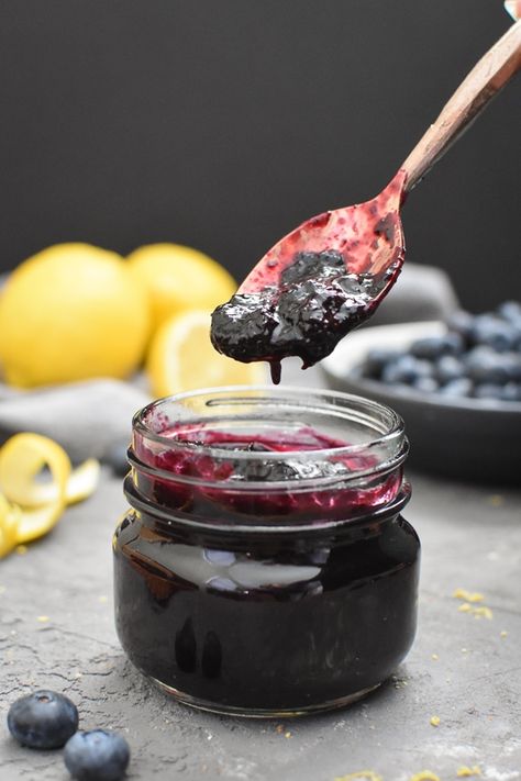 Easy Blueberry Jam No Pectin, Healthy Blueberry Jam Recipe, Blueberry Jam Recipe Easy No Pectin, Low Sugar Blueberry Jam Recipe, Low Sugar Blueberry Jam, Sugar Free Blueberry Jam, Fruit Jam Recipes, Blueberry Jelly, Low Sugar Jam