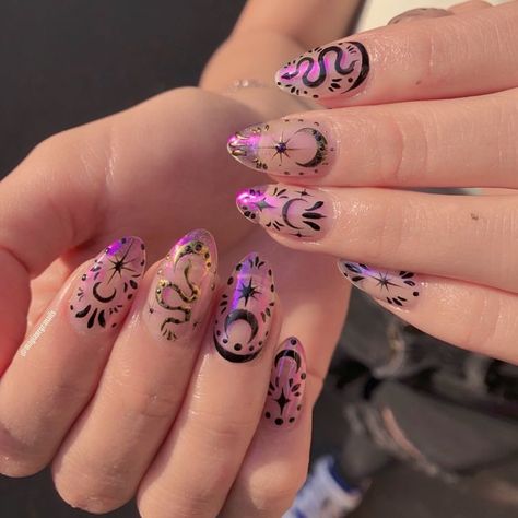 Maquillage Yeux Cut Crease, Ideas Uñas, Witch Nails, Witchy Nails, Summer Gel Nails, Magic Nails, Goth Nails, Nails Desing, Fire Nails