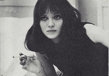 French New Wave, Anna Karina, Black And White Movie, The Queen's Gambit, French Cinema, French Actress, French Girl, New Wave, Vampire Diaries