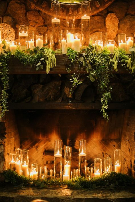 Christmas Wedding Fireplace, Wedding Flowers Fireplace, Wedding Fireplace Decor, Wedding Fireplace Decorations, Fireplace Flowers, Wedding Mantle, Wolf Wedding, Wedding Fireplace, Candles In Fireplace