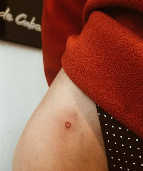 Stick And Pokes, Red Heart Tattoos, Tiny Heart Tattoos, Stick Poke Tattoo, Stick And Poke Tattoo, Stick Poke, Finger Tattoo For Women, Hidden Tattoos, Stick N Poke Tattoo