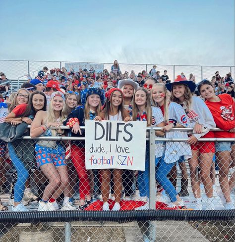 Fun Football Game Themes, Football Game Spirit Ideas, Usa Student Section Theme, Country Football Game Theme, Football Game Theme Ideas, Usa Themed Football Game, Usa Theme Outfit Football Games, Fnl Signs, Usa Football Theme