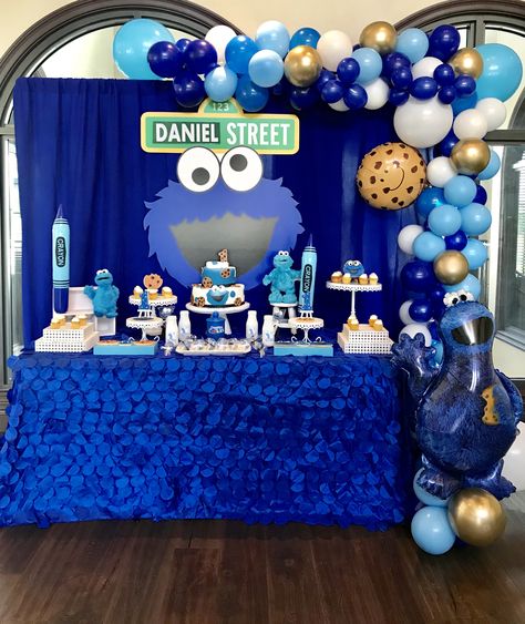 Cookie Monster Birthday Decoration Cookie Monster Bday Party, Cookie Monster Birthday Backdrop, Cookie Monster Snack Ideas, Cookie Monster 1st Birthday Backdrop, 1st Birthday Cookie Monster, First Birthday Cookie Monster, Cookie Monster Balloon Decorations, Cookies Monster Birthday, Cookie Monster Half Birthday