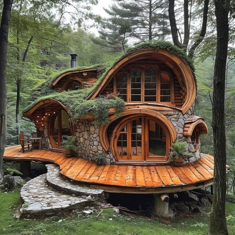 Cute Cabin, Unique Cabin, Cottage In The Forest, Unusual House, Beautiful Tree Houses, Unique Cottages, Crazy Houses, Fairytale House, Forest Cottage