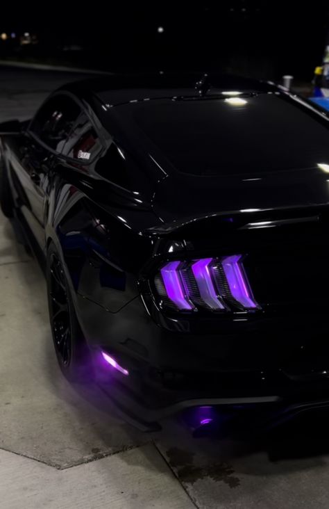 Black And Purple Mustang, Purple Mustang Wallpaper, Dark Purple Mustang, Convertible Mustang Aesthetic, Ford Mustang 5.0, Mustang Interior Ideas, Mustang Wallpaper Aesthetic, Black Mustang Wallpaper, Mustang Aesthetic