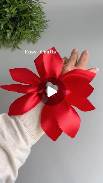 Ponsetia Christmas Decor Diy, How To Make Poinsettia Flowers, Diy Ribbon Poinsettia Flower, Poinsettia Flower Craft, Diy Poinsettia Flower, Christmas Flowers Diy, Diy Poinsettia Flower For Christmas Tree, Ponsietta Flowers Template, October 8