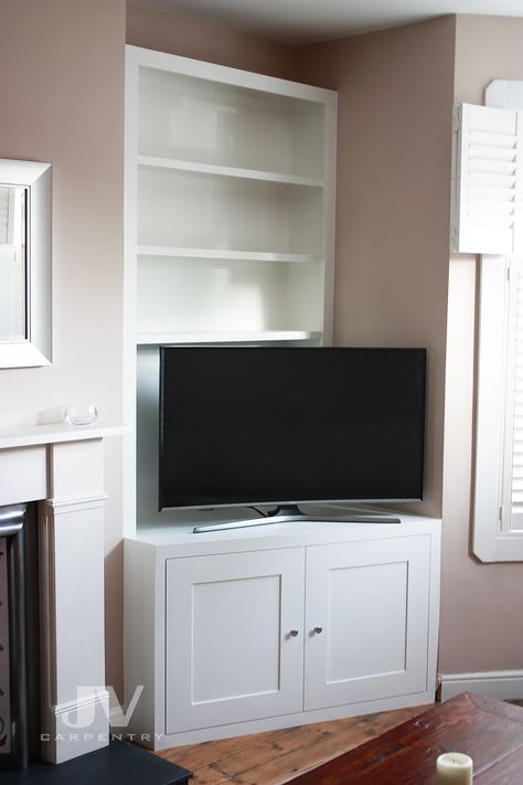 Bookshelves Alcove, Fitted Bookshelves, Bookcase With Tv, Living Room Cupboard Designs, Alcove Tv, Alcove Tv Unit, Alcove Bookcase, Corner Tv Ideas, Room Tv Cabinet Design