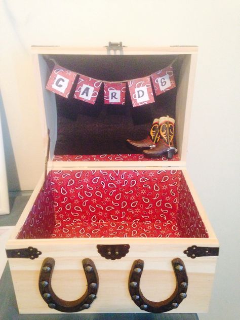 Western theme card box Western Card Box Ideas, Big Sis Lil Sis Gifts, Rodeo Baby Shower, Rodeo Baby, Western Birthday Party, Party Boxes, Western Birthday, Valentines Crafts, Lil Sis