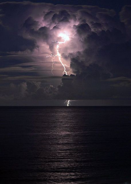 Mother Nature Tattoo, Lightning Photos, Mother Nature Tattoos, Ocean At Night, Nature Tattoo, Lightning Strike, Thunder And Lightning, Lightning Storm, Nature Drawing